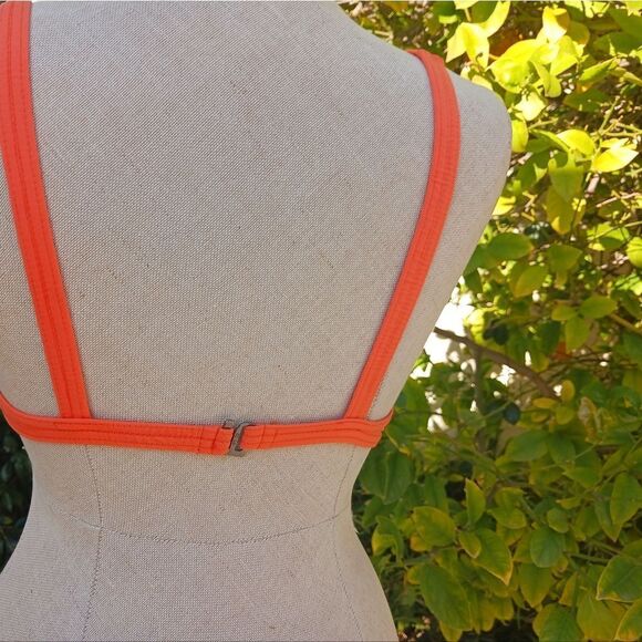 Rosa Chá Amir Cut Out Brazilian Sexy Bikini Size Small - Picture 10 of 11